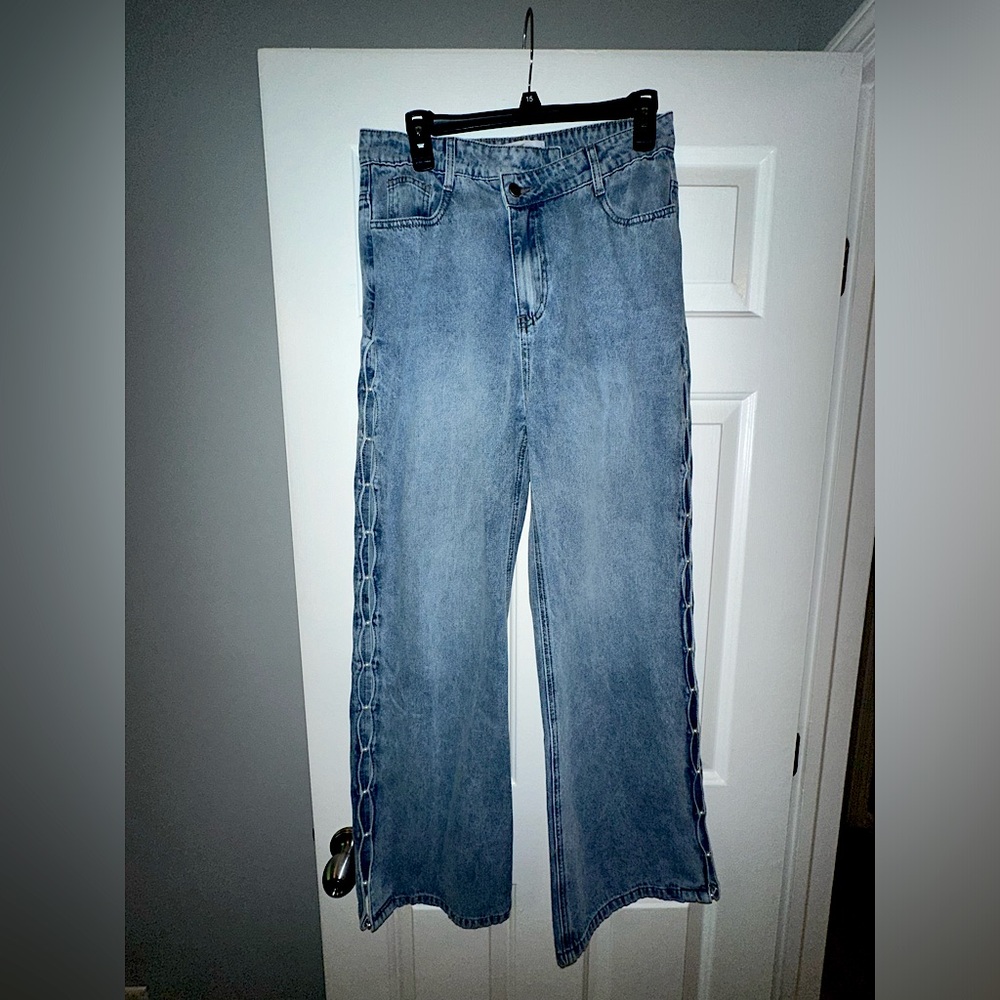 Pearl sided jeans